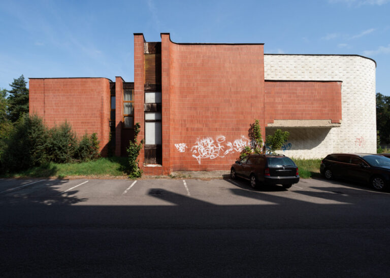 Dom ČSSP, južné priečelie, 2024. Foto: Diana Kakara Dobrescu, archív IMA.